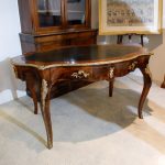 Table in root wood, mid 19th century - Tables and Desks
