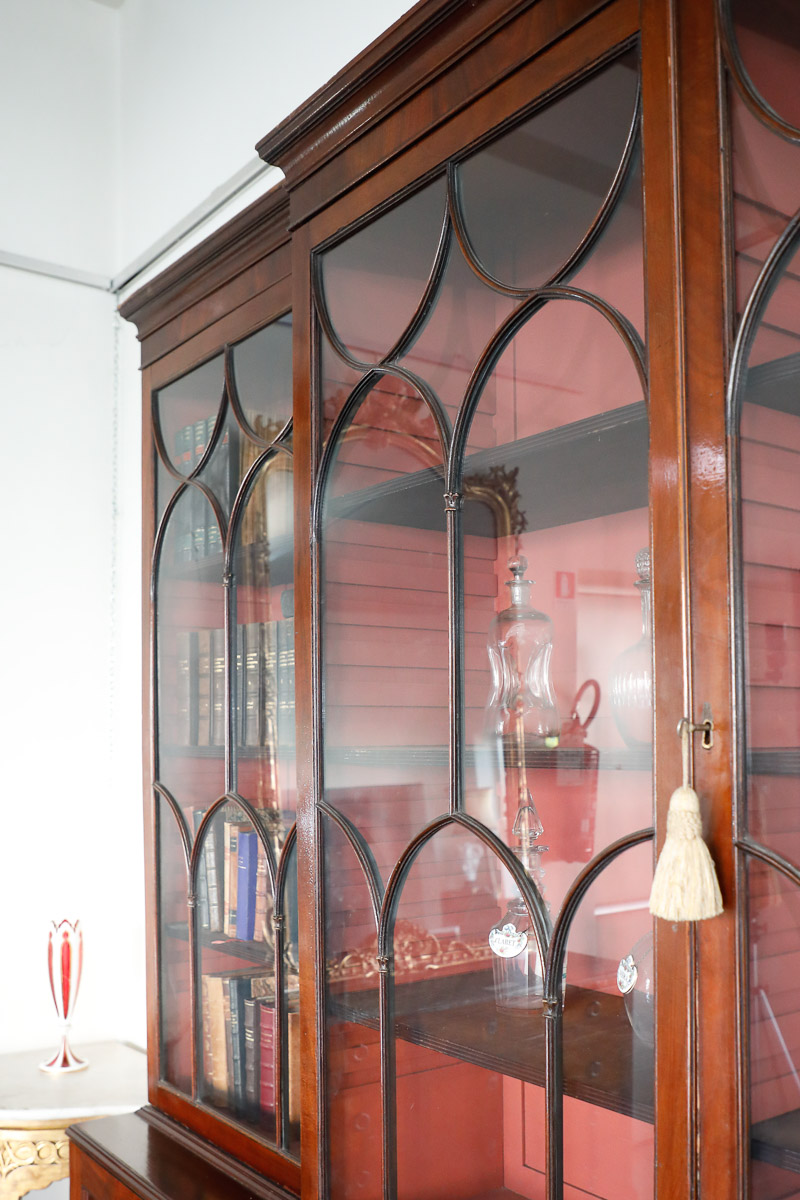 English bookcase in mahogany, mid 19th century - Bookcases English bookcase in mahogany, mid 19th century - Bookcases