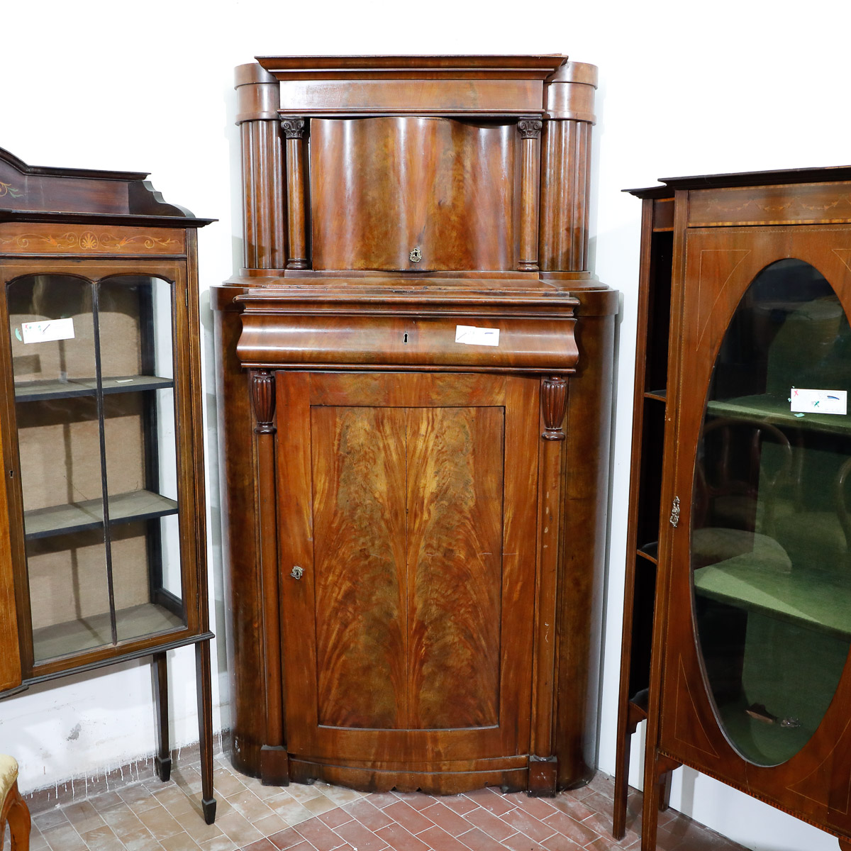 Angoliera in piuma, epoca Biedermeier - Angoliere Angoliera in piuma, epoca Biedermeier - Angoliere