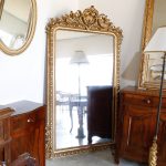 French oval wall mirror, second half 19th century - Wall Mirrors French oval wall mirror, second half 19th century - Wall Mirrors
