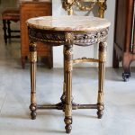 Octagonal occasional table in walnut - Tables and Desks