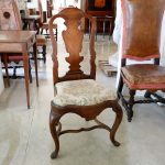 Set of 4 chairs in walnut, late 18th century - Chairs and Armchairs Set of 4 chairs in walnut, late 18th century - Chairs and Armchairs