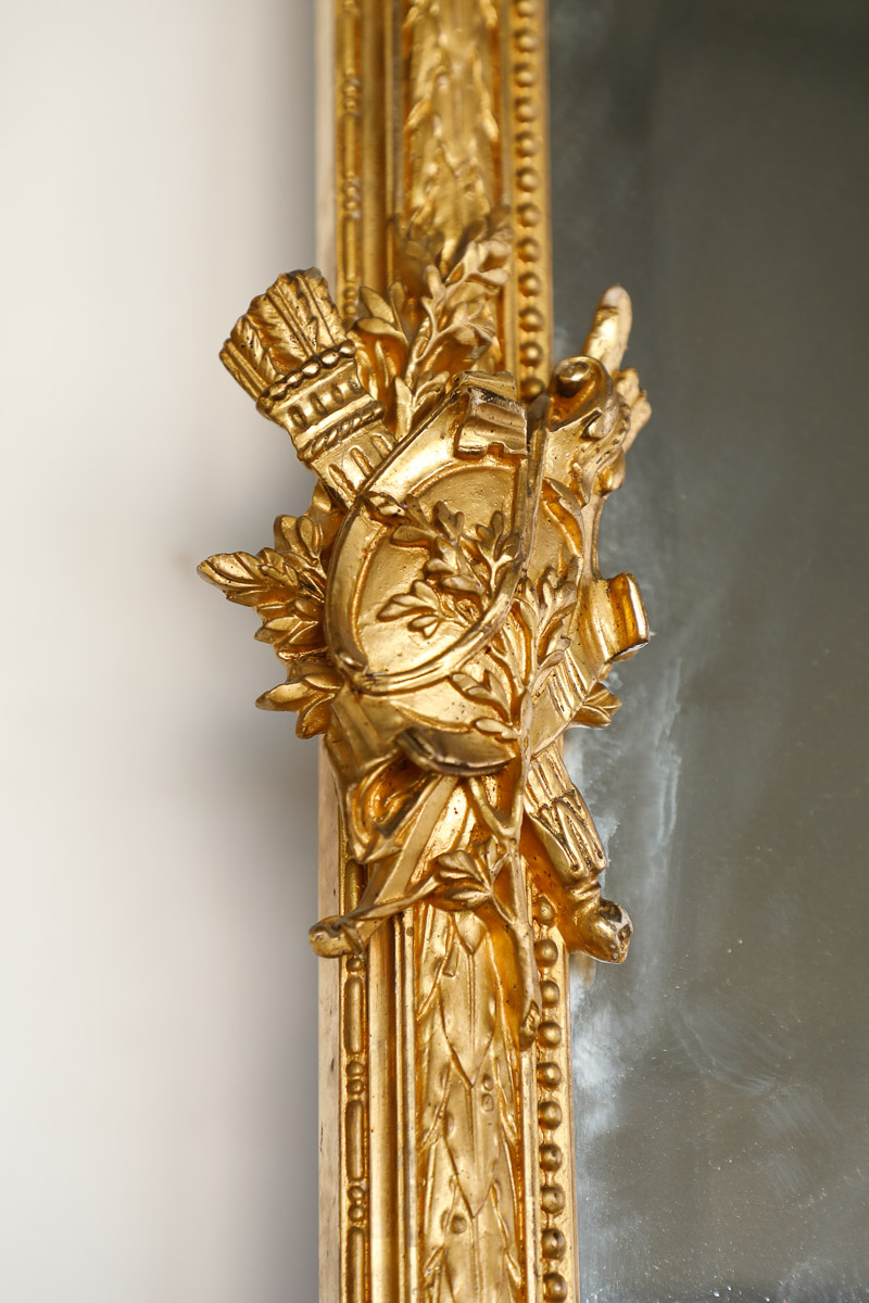 Wall mirror with worked frame and floral crown, France, 19th century - Wall Mirrors Wall mirror with worked frame and floral crown, France, 19th century - Wall Mirrors