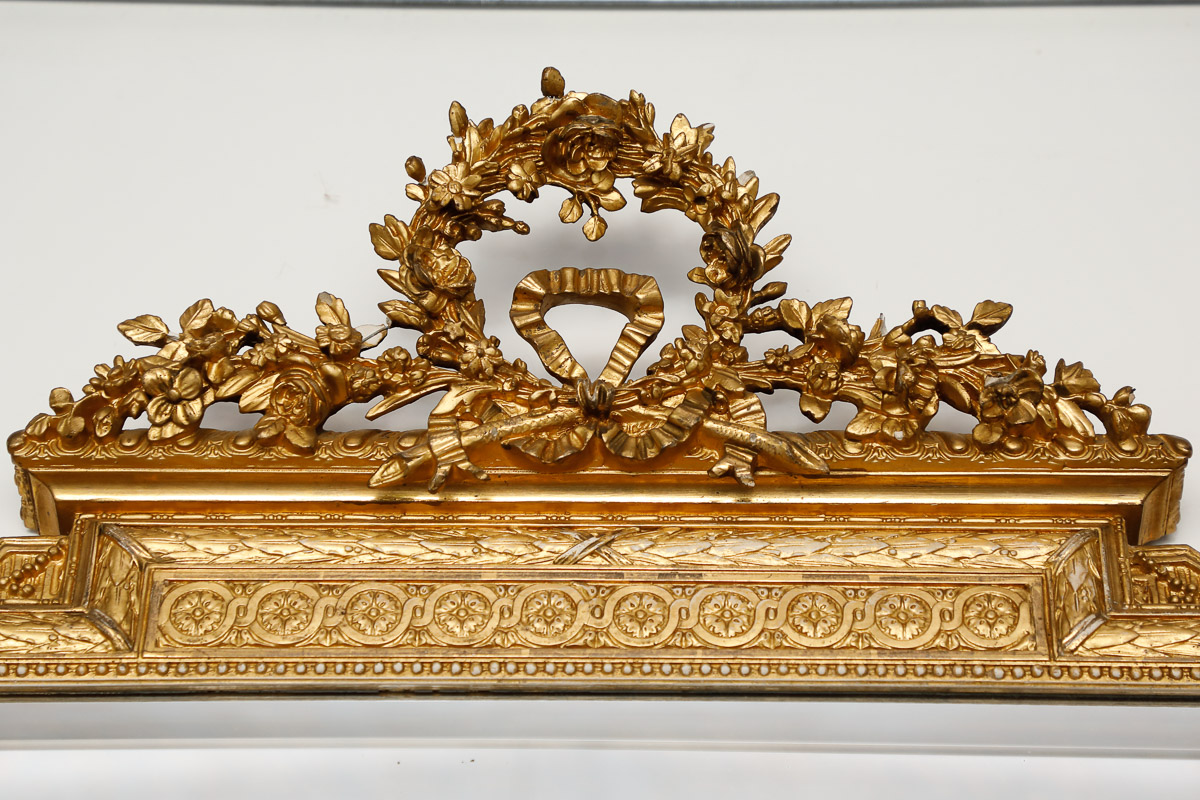 Wall mirror with worked frame and floral crown, France, 19th century - Wall Mirrors Wall mirror with worked frame and floral crown, France, 19th century - Wall Mirrors