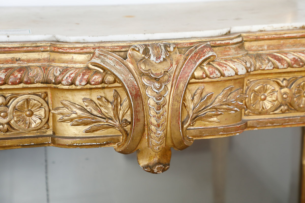 Shaped gilded console with planter, France, Louis XVI - Consoles Shaped gilded console with planter, France, Louis XVI - Consoles