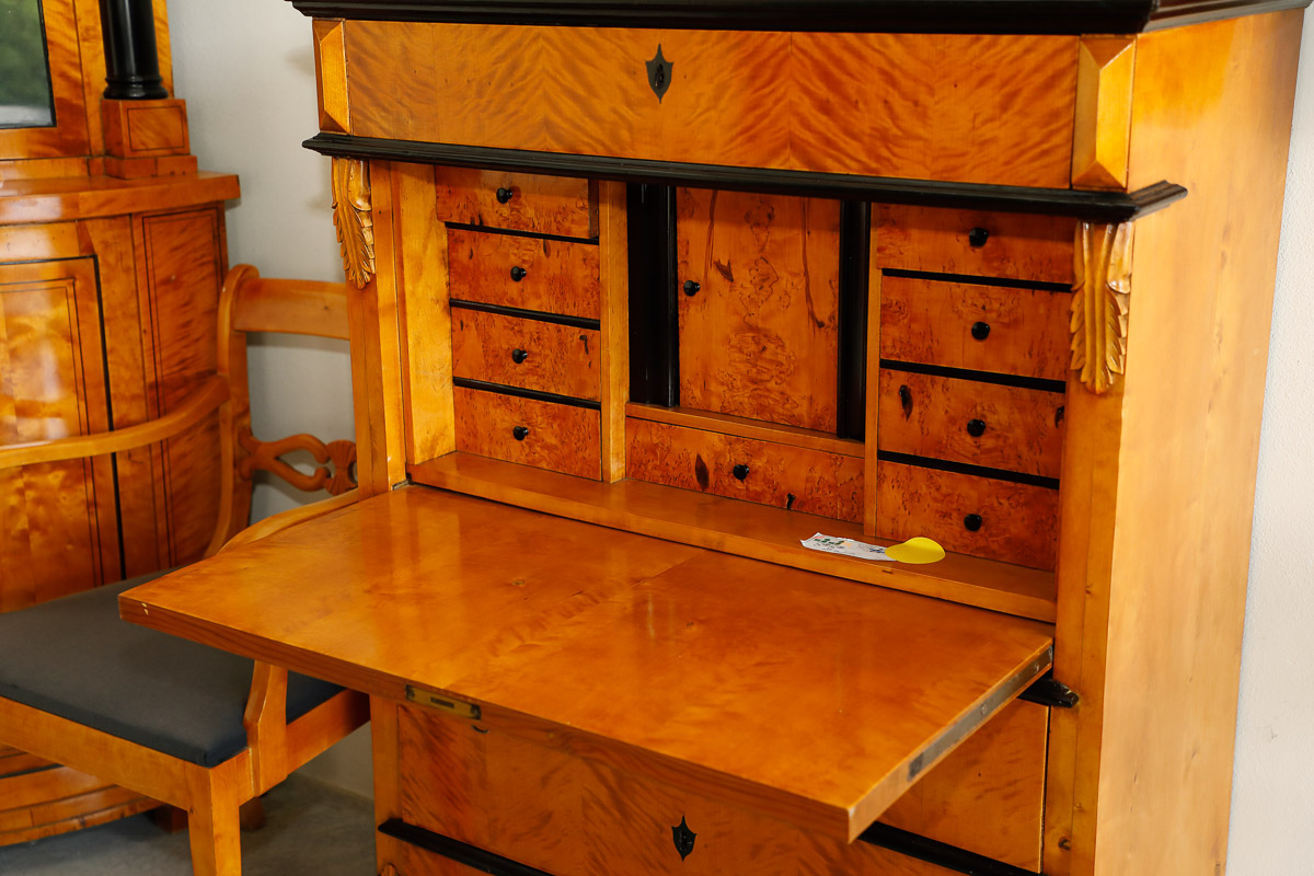 Secretaire in betulla tigrata, paesi scandinavi 800 - Secretaire e Ribalte Secretaire in betulla tigrata, paesi scandinavi 800 - Secretaire e Ribalte