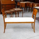 Armchairs in mahogany inlaid in maple, Holland, 19th century - Chairs and Armchairs