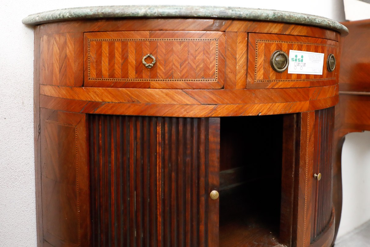 Crescent server with tapered leg, France, 19th century - Sideboards Crescent server with tapered leg, France, 19th century - Sideboards