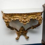 Console in carved gilded wood, French origin, 19th century - Consoles Console in carved gilded wood, French origin, 19th century - Consoles