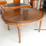 Two-level occasional table with paintings, Victorian era - Tables and Desks Two-level occasional table with paintings, Victorian era - Tables and Desks