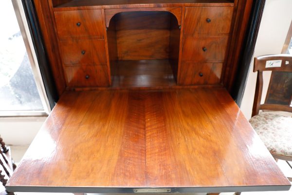 Secretaire in walnut and root wood, Empire period - Secretaires and Flap Chests