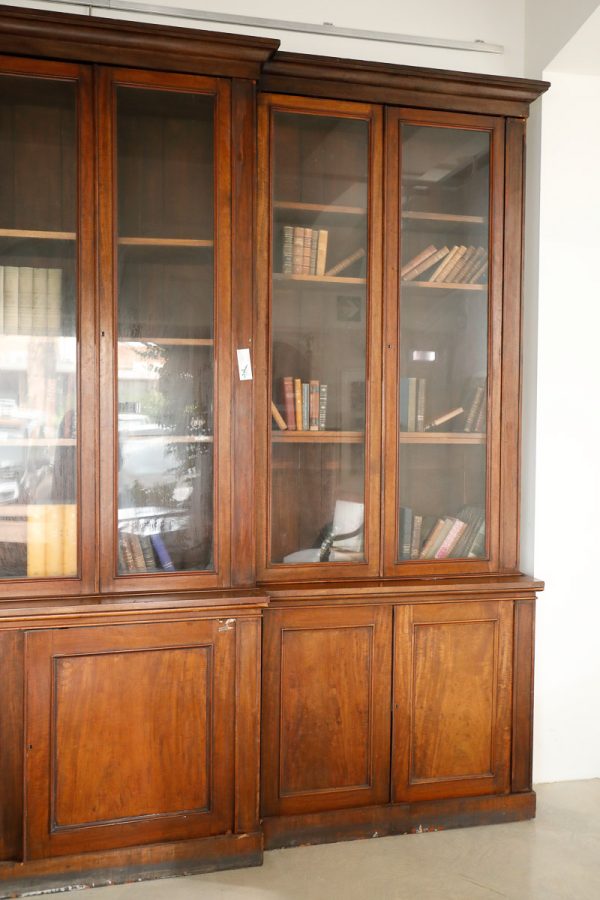 Large bookcase with 6 doors, English origin, 19th century - Bookcases