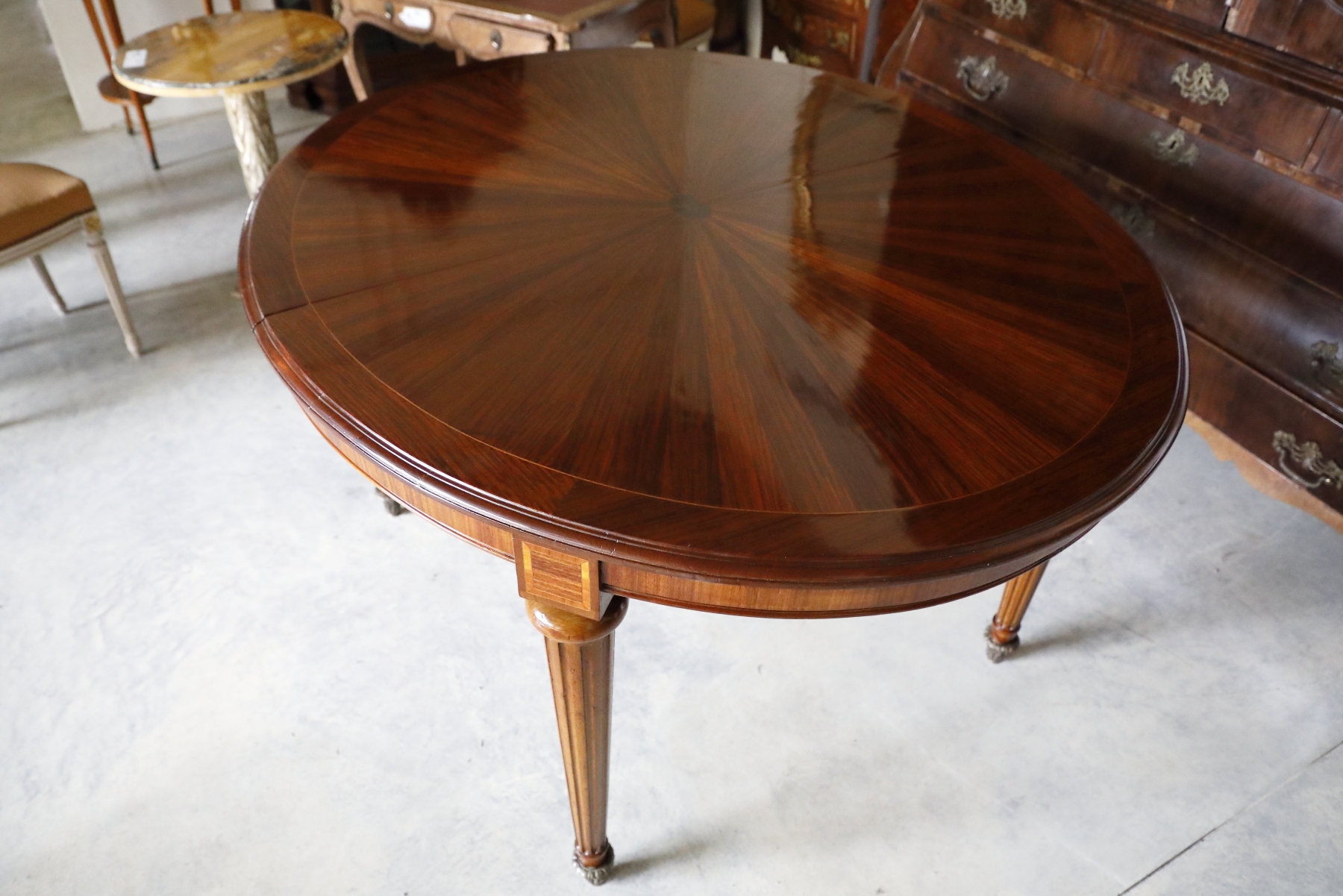 Extending table with flamed top, Napoleon III - Tables and Desks Extending table with flamed top, Napoleon III - Tables and Desks