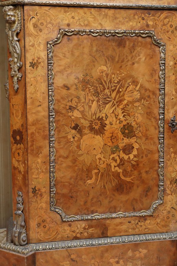 Credenza a tre ante, Inglese Epoca Vittoriana - Credenze