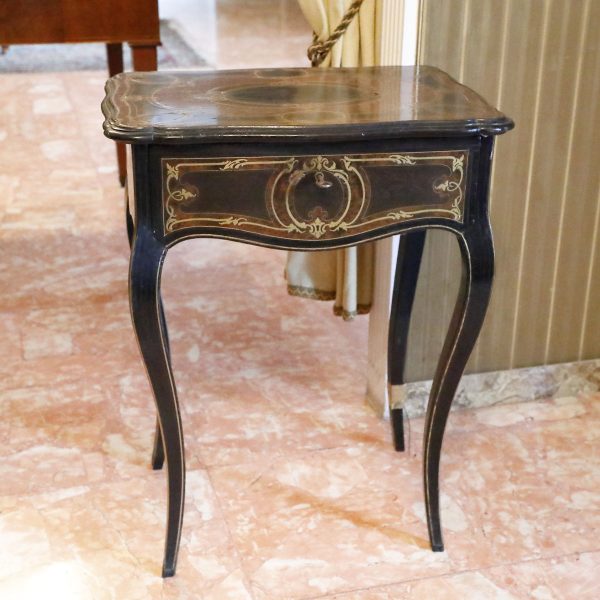 Occasional table in ebonized wood, in gilded bronze and brass - Tables and Desks