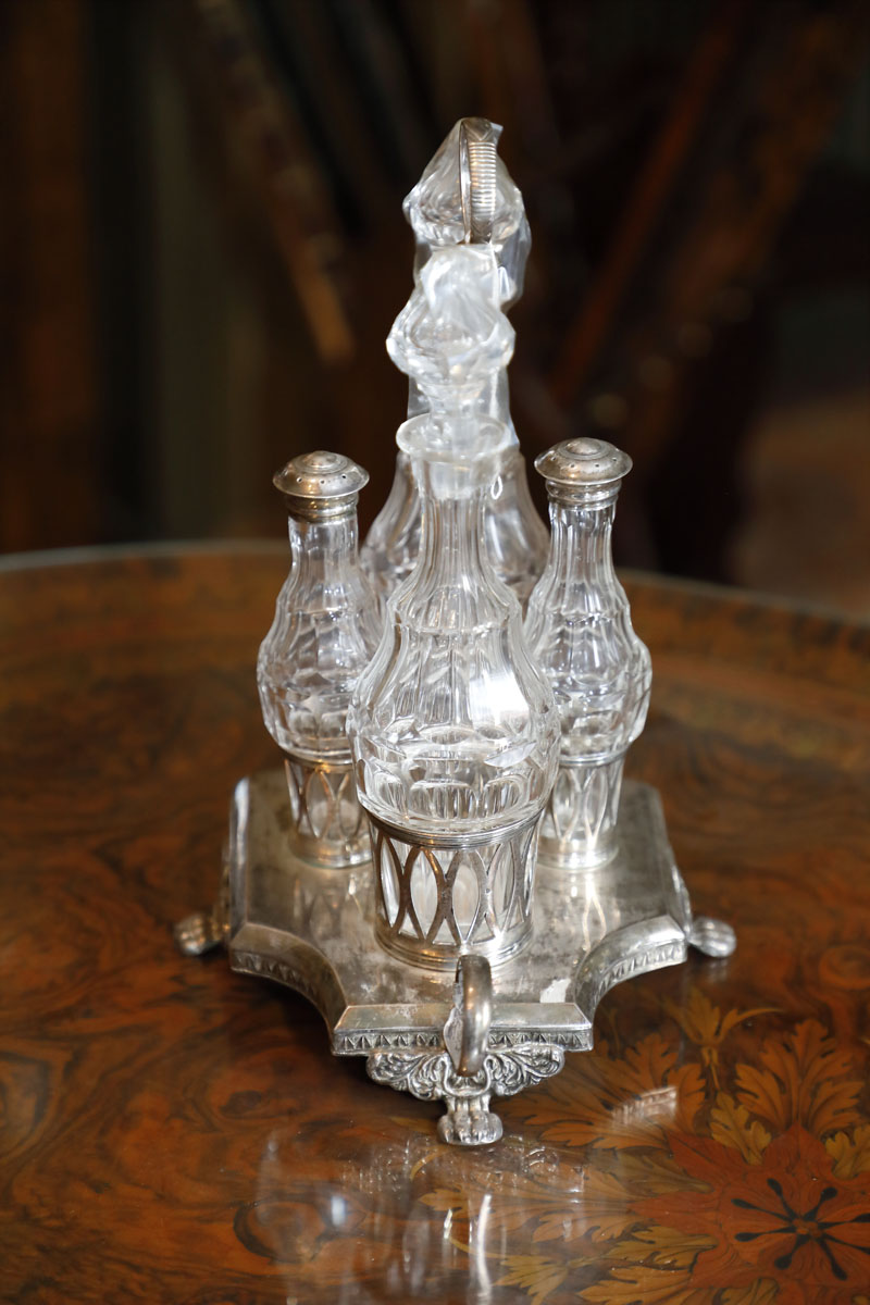 Oil cruet in silver, Sweden, Empire period - Furniture accessories Oil cruet in silver, Sweden, Empire period - Furniture accessories