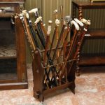 Étagère in walnut brier-root with twists, England - Furniture accessories Étagère in walnut brier-root with twists, England - Furniture accessories