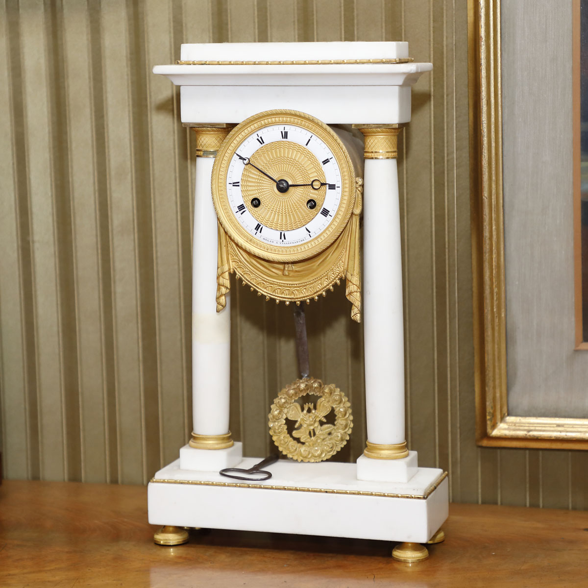 Orologio in bronzo dorato raffigurante Sansone, 800 - Complementi d'arredo Orologio in bronzo dorato raffigurante Sansone, 800 - Complementi d'arredo