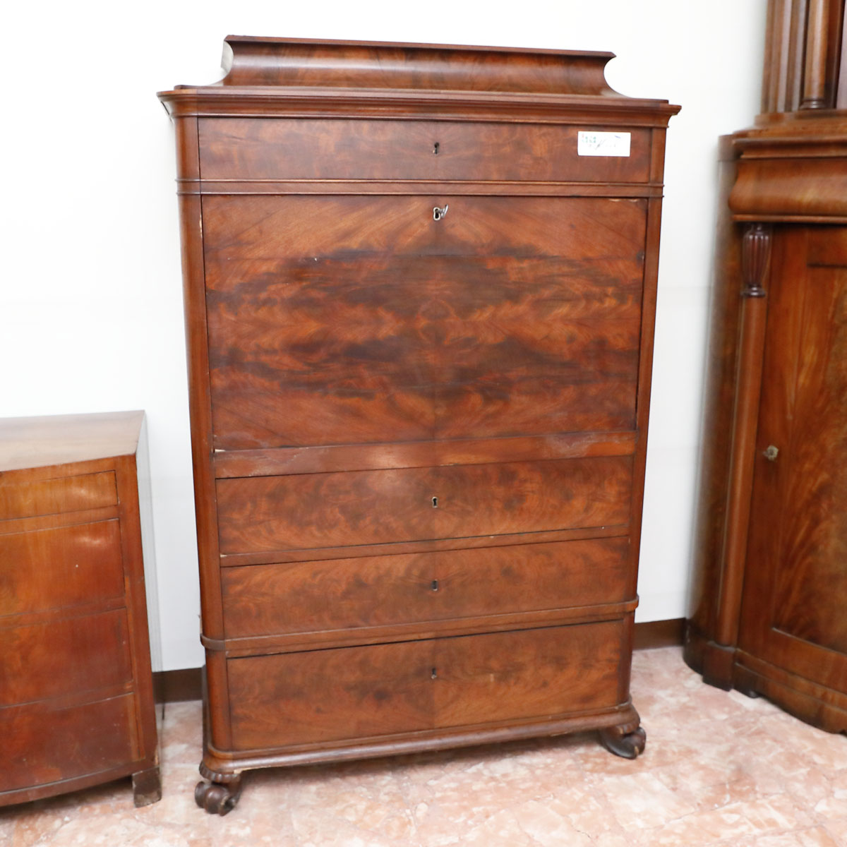 Secretaire in piuma di mogano, Epoca Carlo X - Secretaire e Ribalte Secretaire in piuma di mogano, Epoca Carlo X - Secretaire e Ribalte