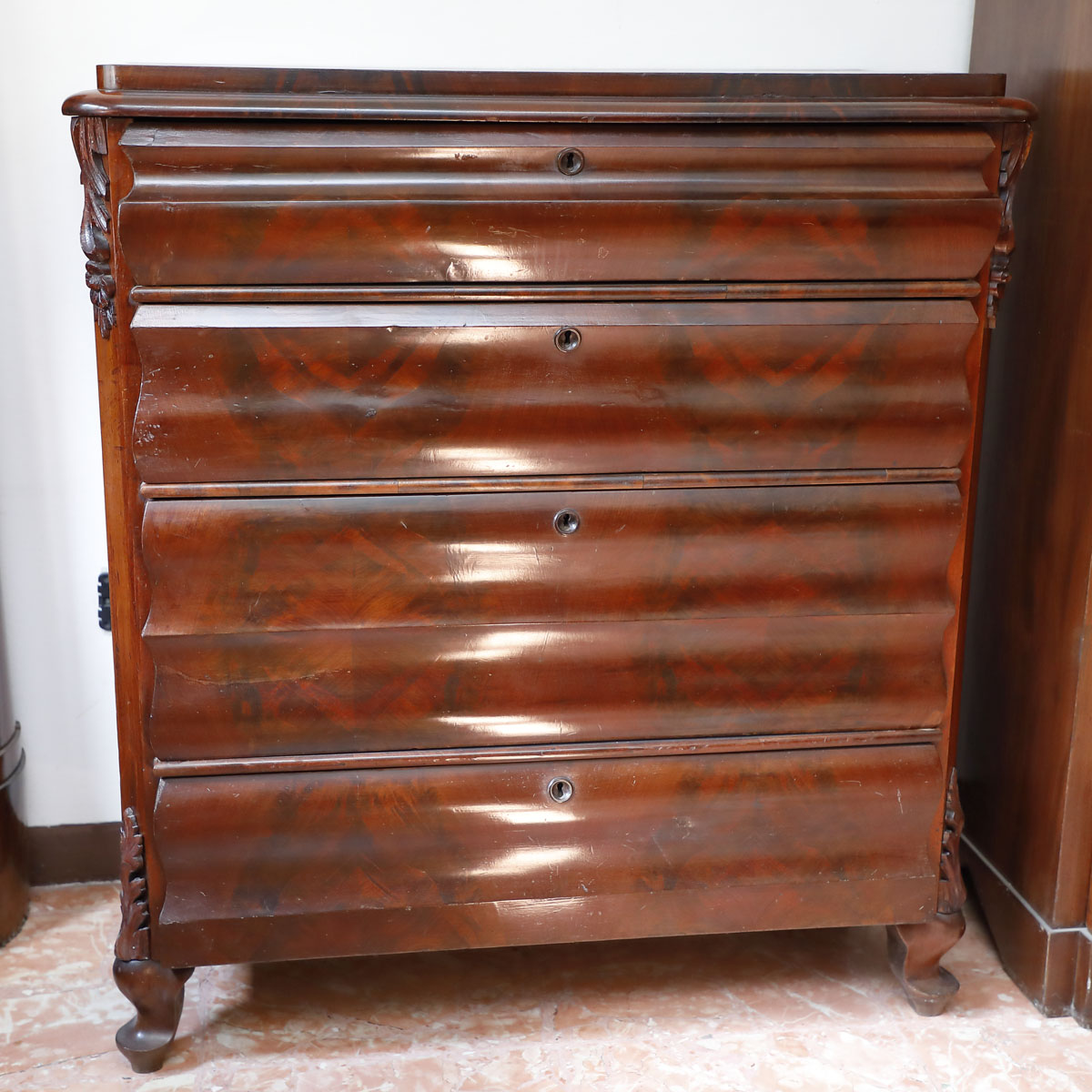 Comoncino con 4 cassetti, Paesi Scandinavi 800 - Comò Comoncino con 4 cassetti, Paesi Scandinavi 800 - Comò