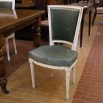 Table with 6 chairs in satinwood, France, 20th century - Chairs and Armchairs, Tables and Desks Table with 6 chairs in satinwood, France, 20th century - Chairs and Armchairs, Tables and Desks