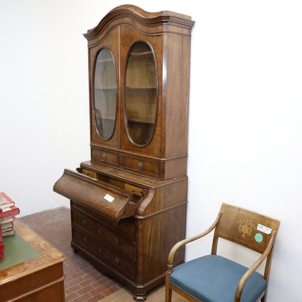 Libreria a due ante con secretaire, Italia 800 - Librerie, Secretaire e Ribalte