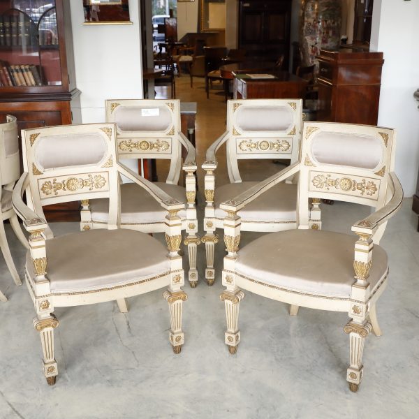 Set of 4 lacquered and gilded armchairs - Chairs and Armchairs