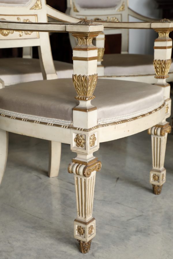 Set of 4 lacquered and gilded armchairs - Chairs and Armchairs