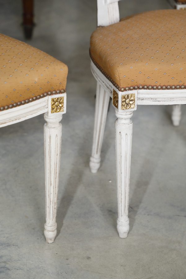Set of 6 chairs in lacquered and gilded wood. - Chairs and Armchairs