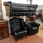 Set of 6 chairs in lacquered and gilded wood. - Chairs and Armchairs Set of 6 chairs in lacquered and gilded wood. - Chairs and Armchairs