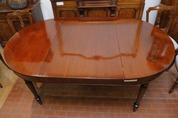 Tavolo ovale allungabile in mogano metà 800 - Tavoli e Scrittoi
