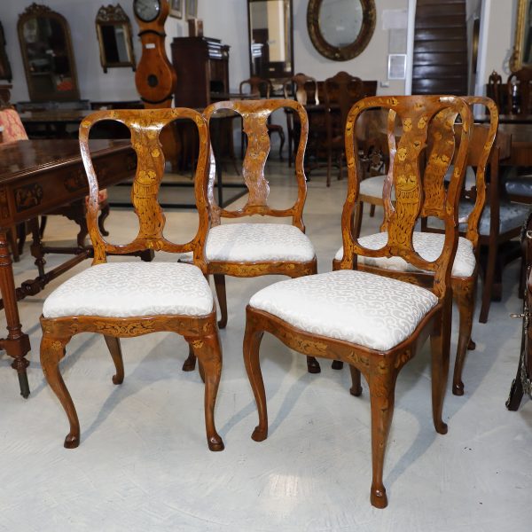 4 sedie in noce intarsiate Origine Olandese epoca 700 - Sedie e Poltrone, Uncategorized