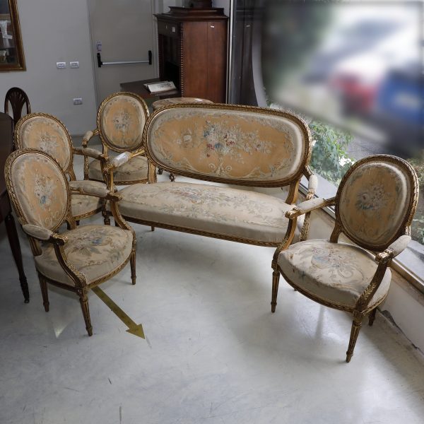 Salotto 5 pezzi in legno dorato di origine francese con tessuto Aubusson Epoca Seconda metà 800 - Divani, Sedie e Poltrone