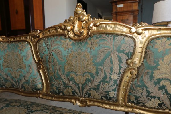Salotto in legno dorato di origine Italiana Epoca 800 - Divani, Sedie e Poltrone