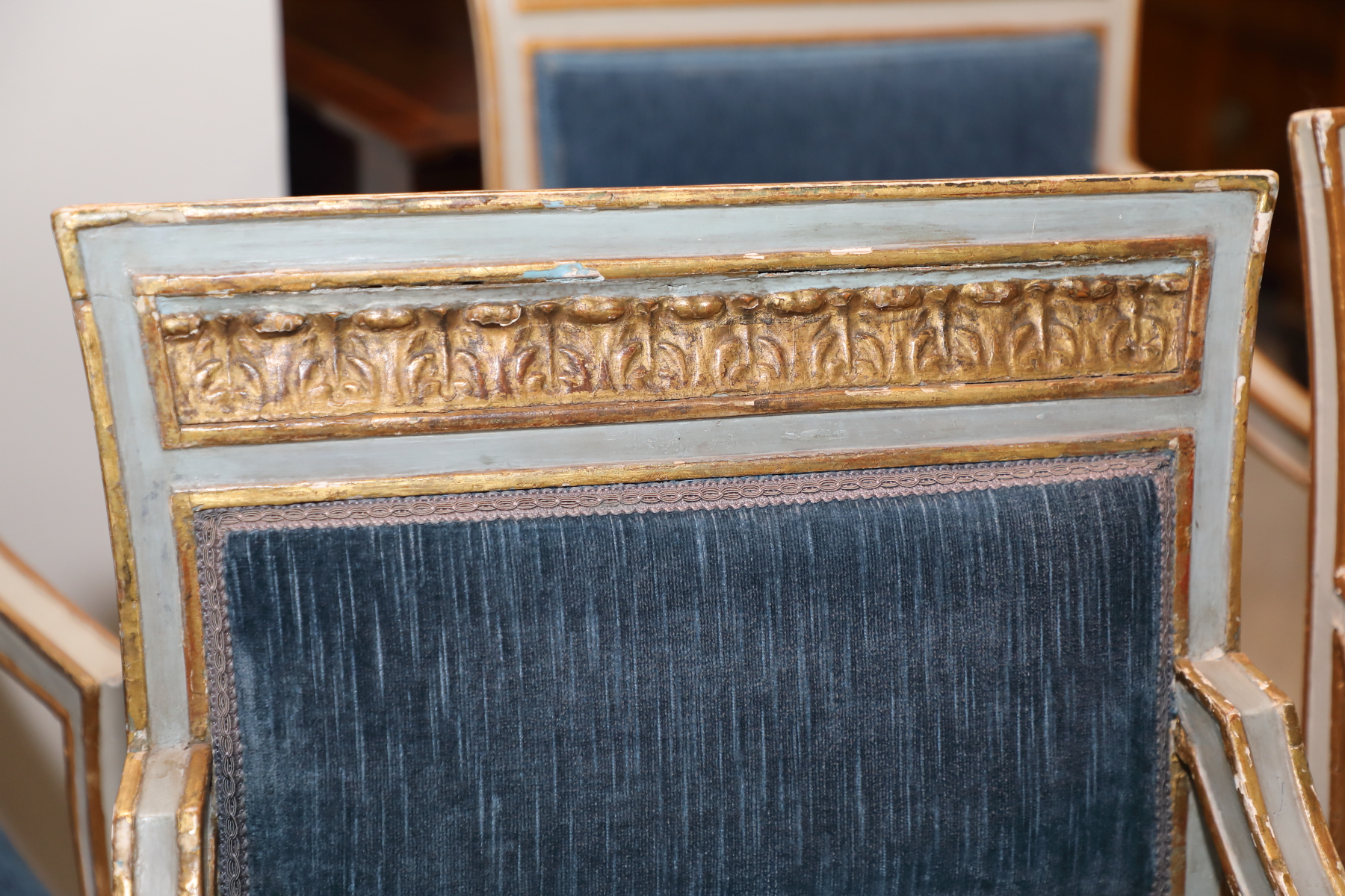 Salotto Luigi XVI 7 pezzi in lacca e oro - Divani, Sedie e Poltrone Salotto Luigi XVI 7 pezzi in lacca e oro - Divani, Sedie e Poltrone