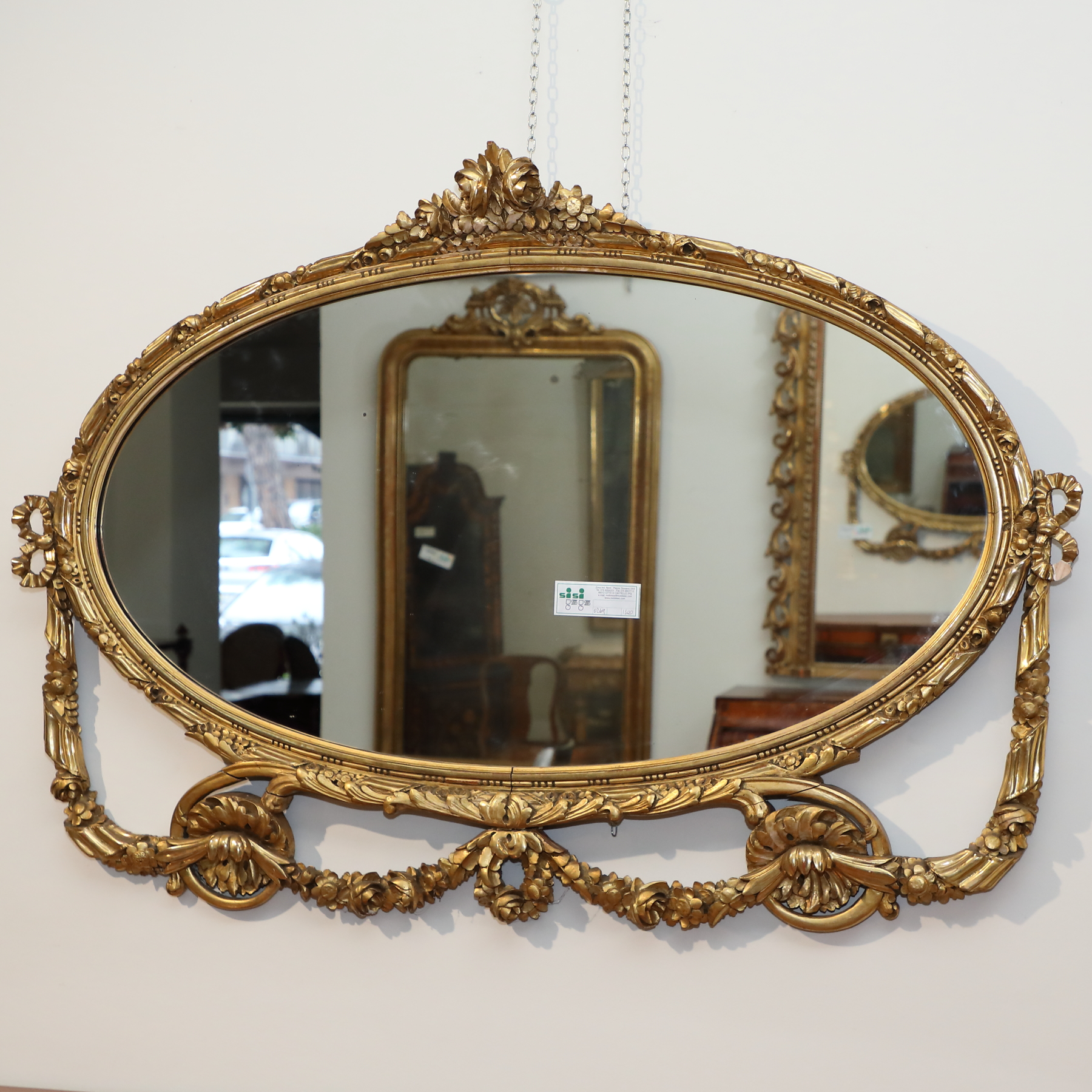 Specchiera ovale in legno dorato orizzontale origine italiana epoca Seconda metà 800 - Specchiere Specchiera ovale in legno dorato orizzontale origine italiana epoca Seconda metà 800 - Specchiere