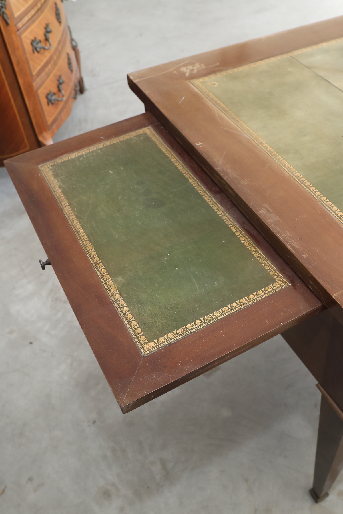 Scrivania da centro con tiretti laterali epoca Napoleone III - Tavoli e Scrittoi Scrivania da centro con tiretti laterali epoca Napoleone III - Tavoli e Scrittoi