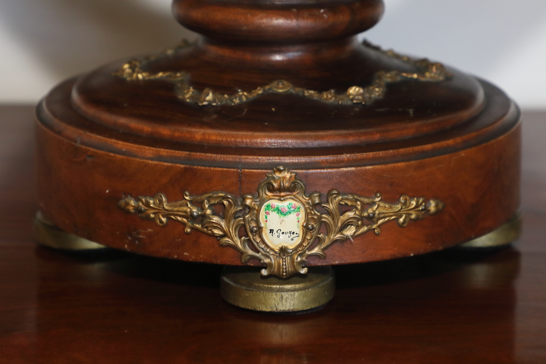 Orologio a pendolo in legno e bronzo in stile Impero - Complementi d'arredo Orologio a pendolo in legno e bronzo in stile Impero - Complementi d'arredo
