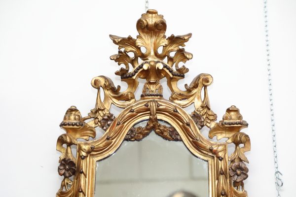 Coppia specchierine in legno dorato con fiori intagliati e fregi epoca 800 - Specchiere