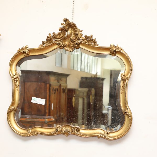 Specchiera in legno dorato a forma di nuvola con vetro molato epoca fine 800 - Specchiere
