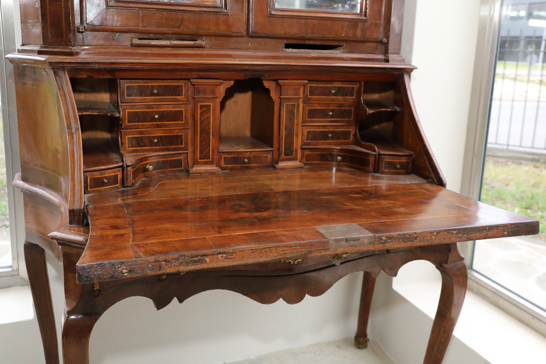 Trumeau italiano Luigi XV - Secretaire e Ribalte Trumeau italiano Luigi XV - Secretaire e Ribalte