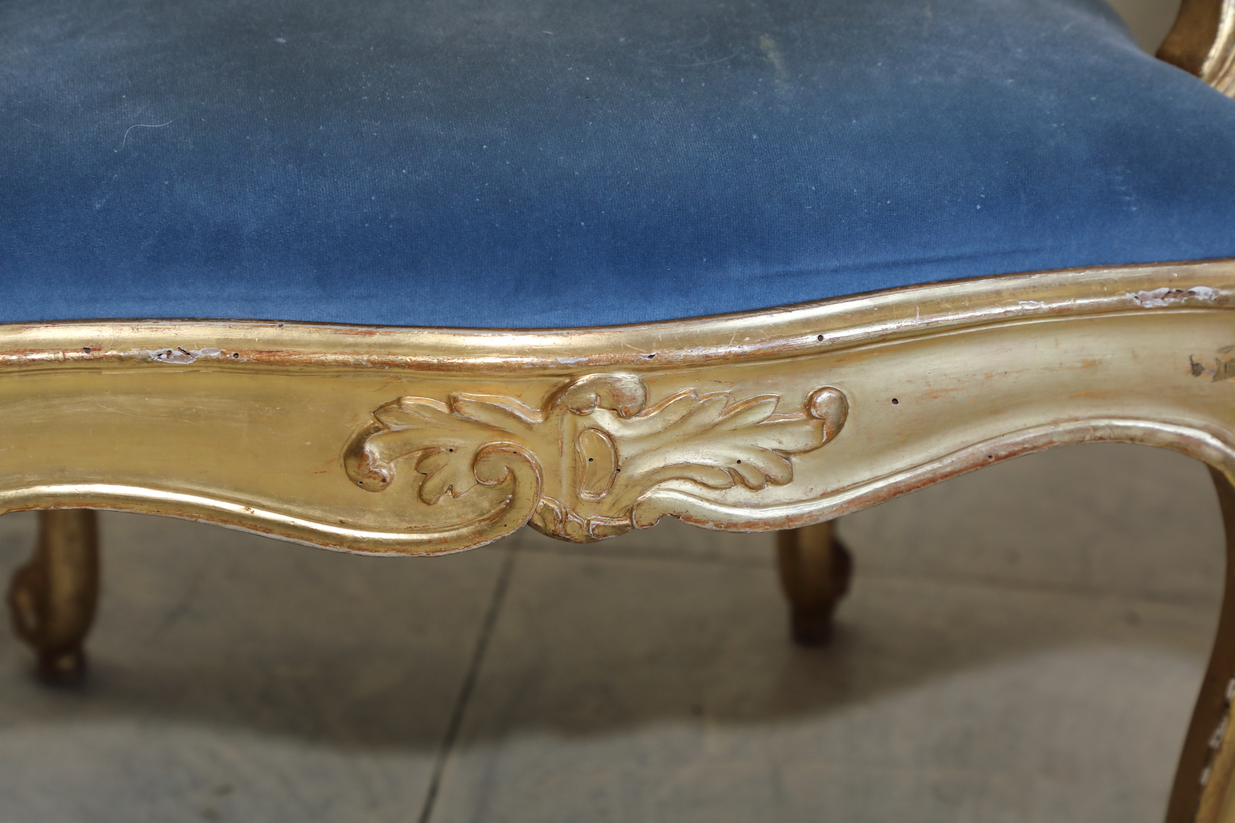 Coppia di poltrone in legno dorato ed intagliato XVIII sec. - Sedie e Poltrone Coppia di poltrone in legno dorato ed intagliato XVIII sec. - Sedie e Poltrone
