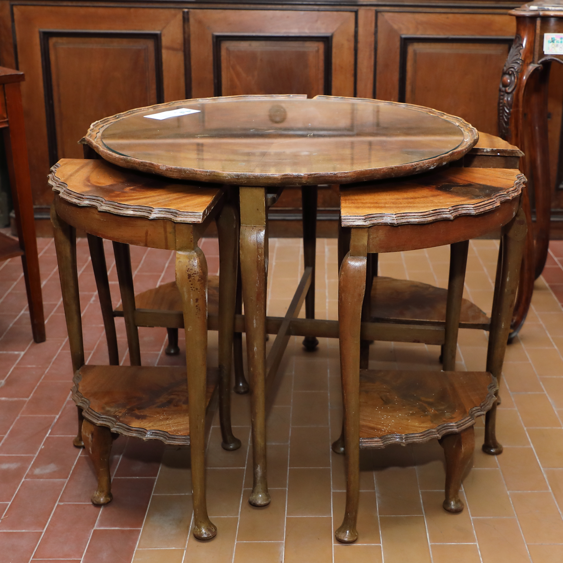 Gruppo di 4 tavolini da salotto in mogano filettati epoca 800 - Tavoli e Scrittoi Gruppo di 4 tavolini da salotto in mogano filettati epoca 800 - Tavoli e Scrittoi