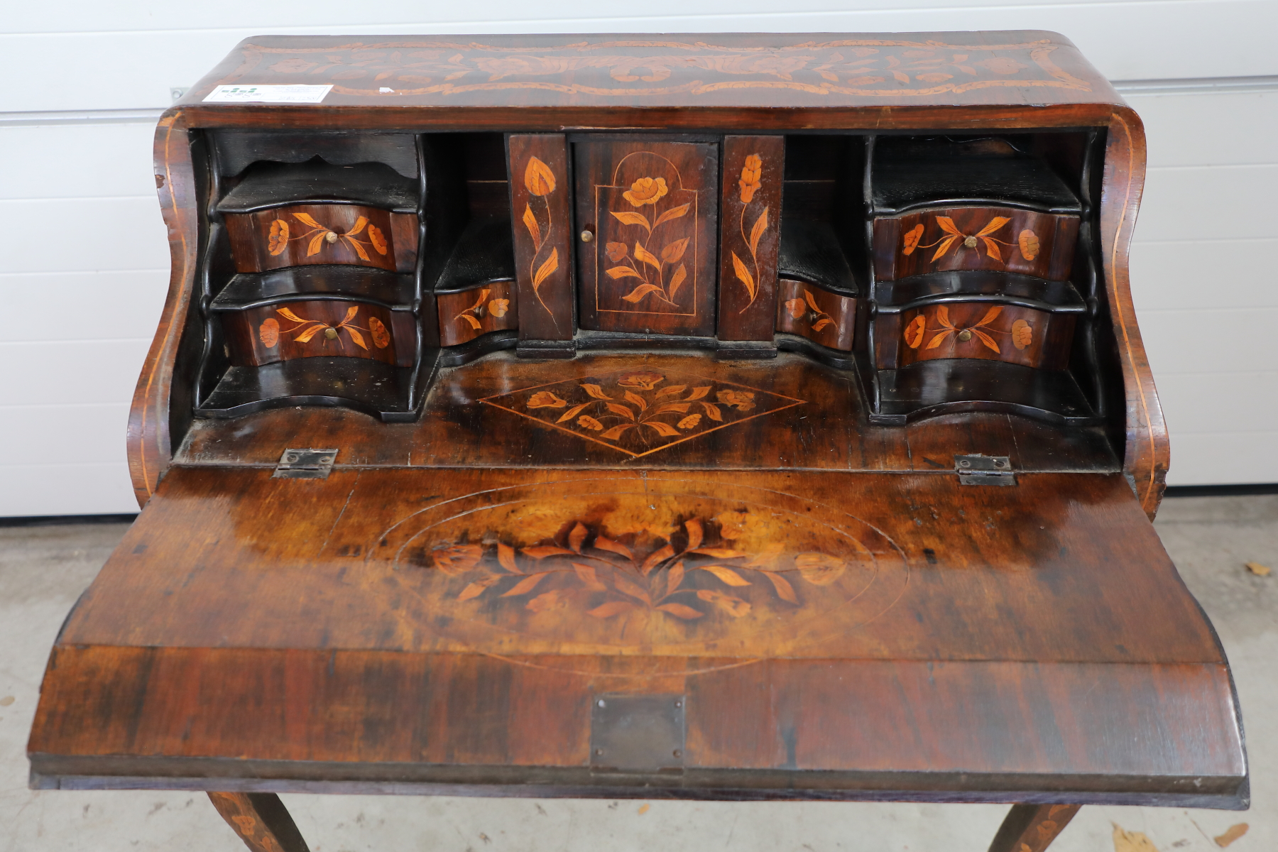 Ribaltina mossa da centro olandese intarsiata epoca 800 - Secretaire e Ribalte Ribaltina mossa da centro olandese intarsiata epoca 800 - Secretaire e Ribalte